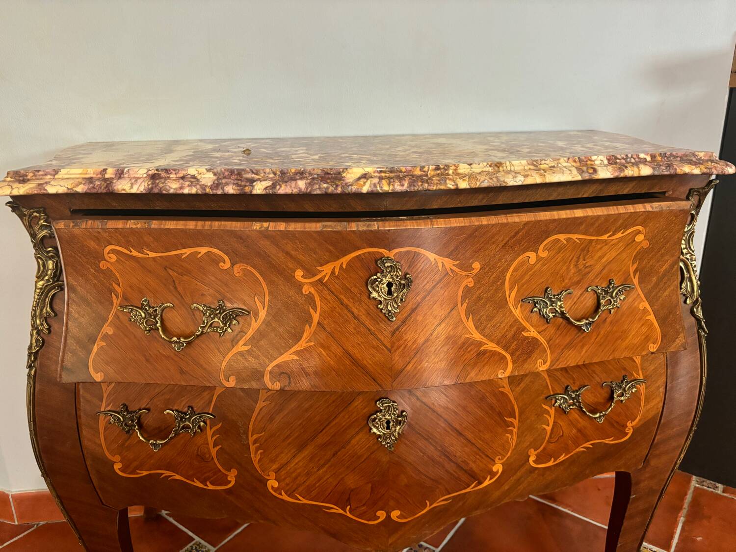 commode de style Louis XV