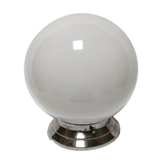Plafonnier boule en opaline