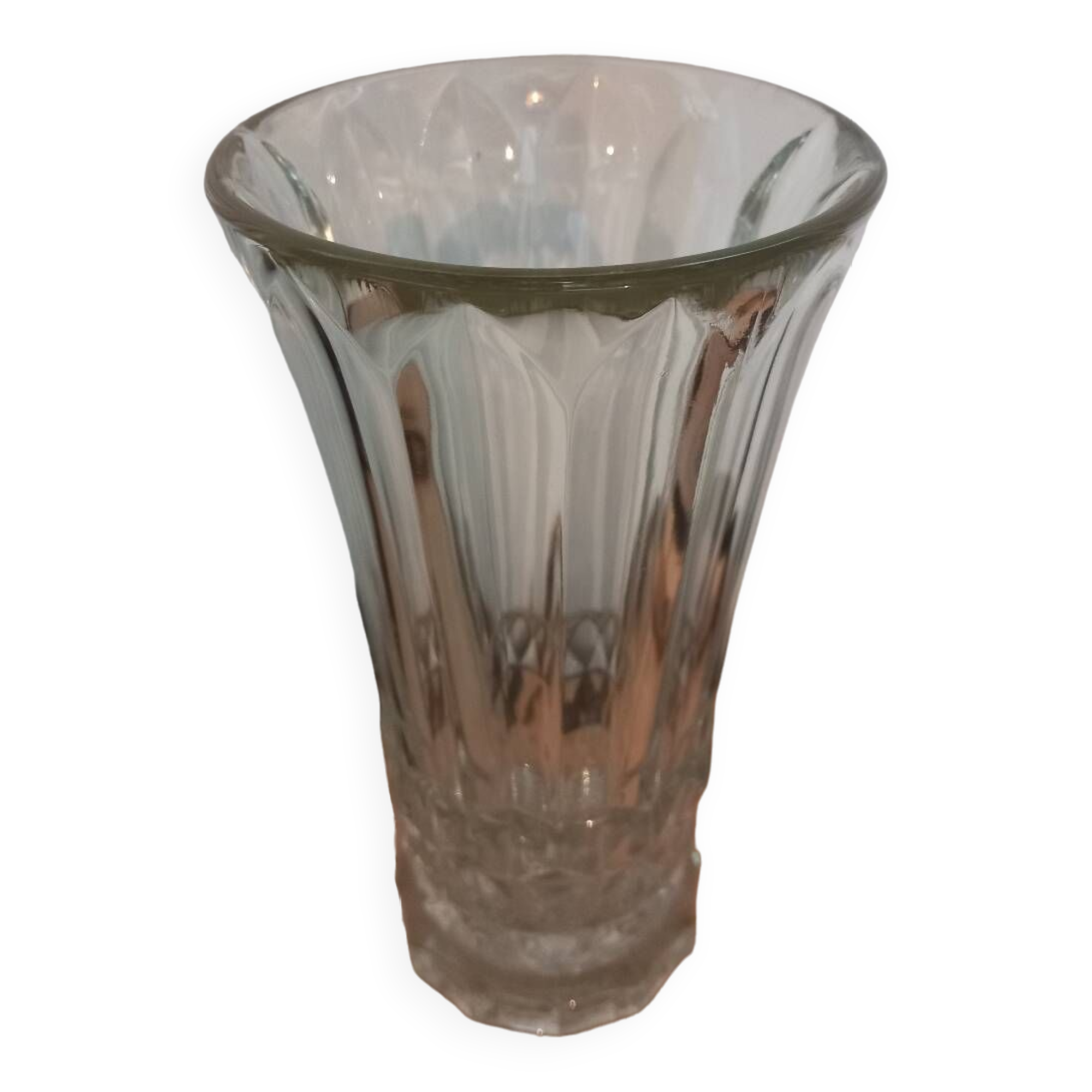 Clear cut glass vase