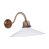 Applique murale opaline, laiton et verre réfléchissant