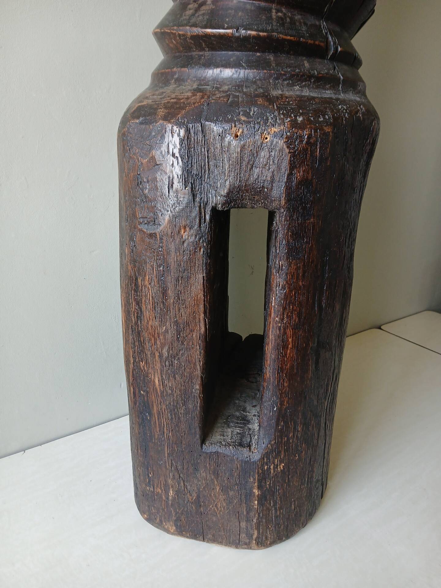 Old solid wood wine press screw, H 144 cm, Weight 37.5 kg