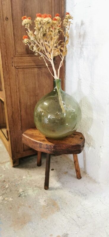 Brutalist tripod stool