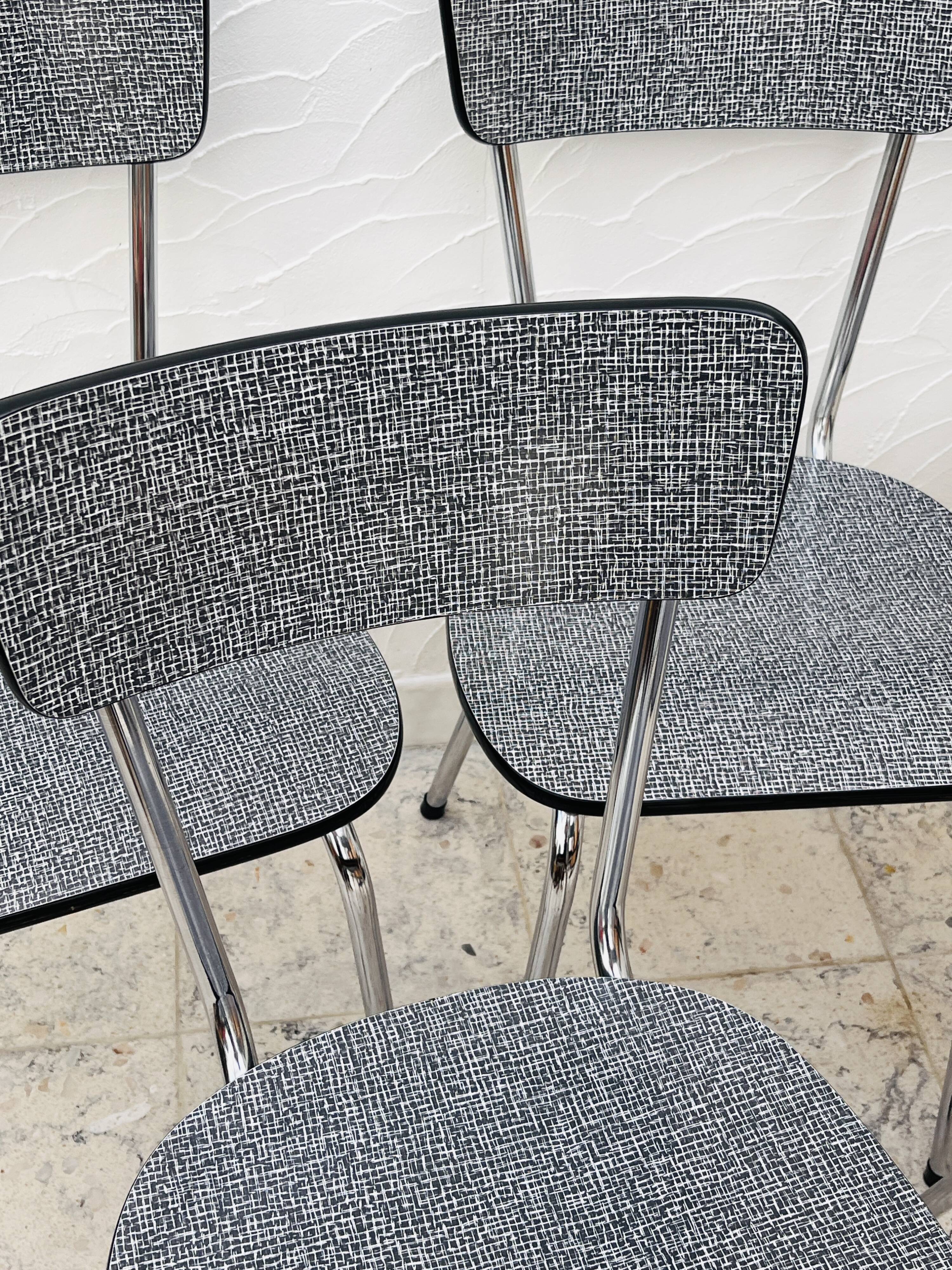 Set of 6 Formica chairs