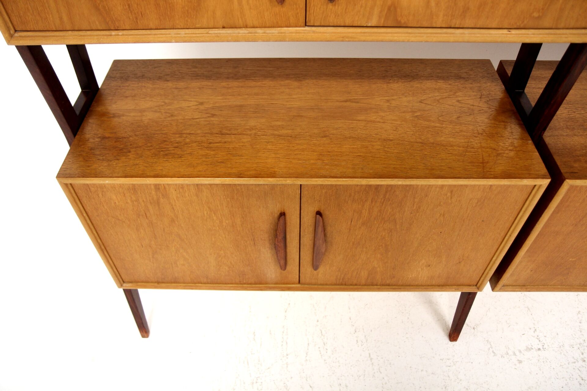 Bibliothèque scandinave "Double" en teck, Suède, 1950