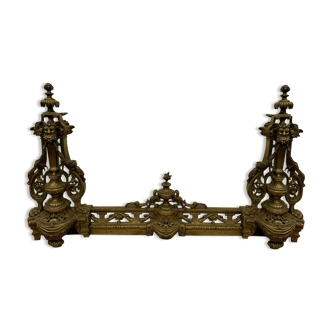 Chenet de style renaissance en bronze ciselé Devant de cheminée XIX siècle