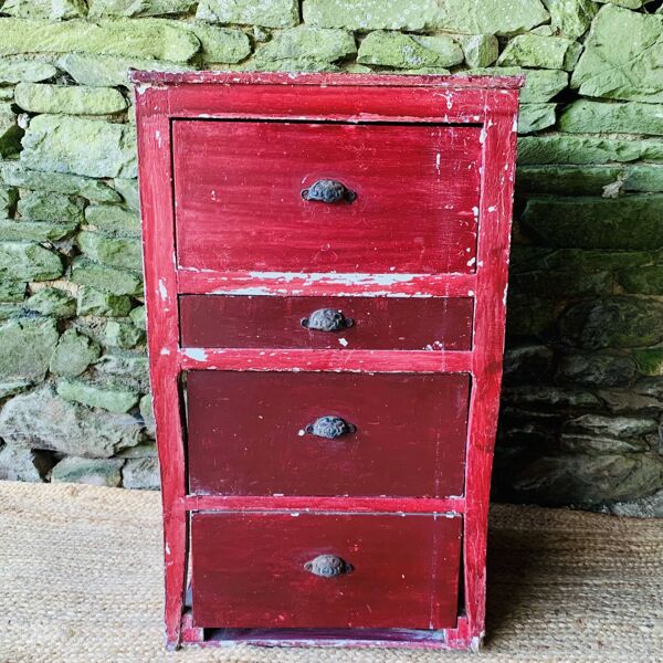 Commode atypique 4 tiroirs