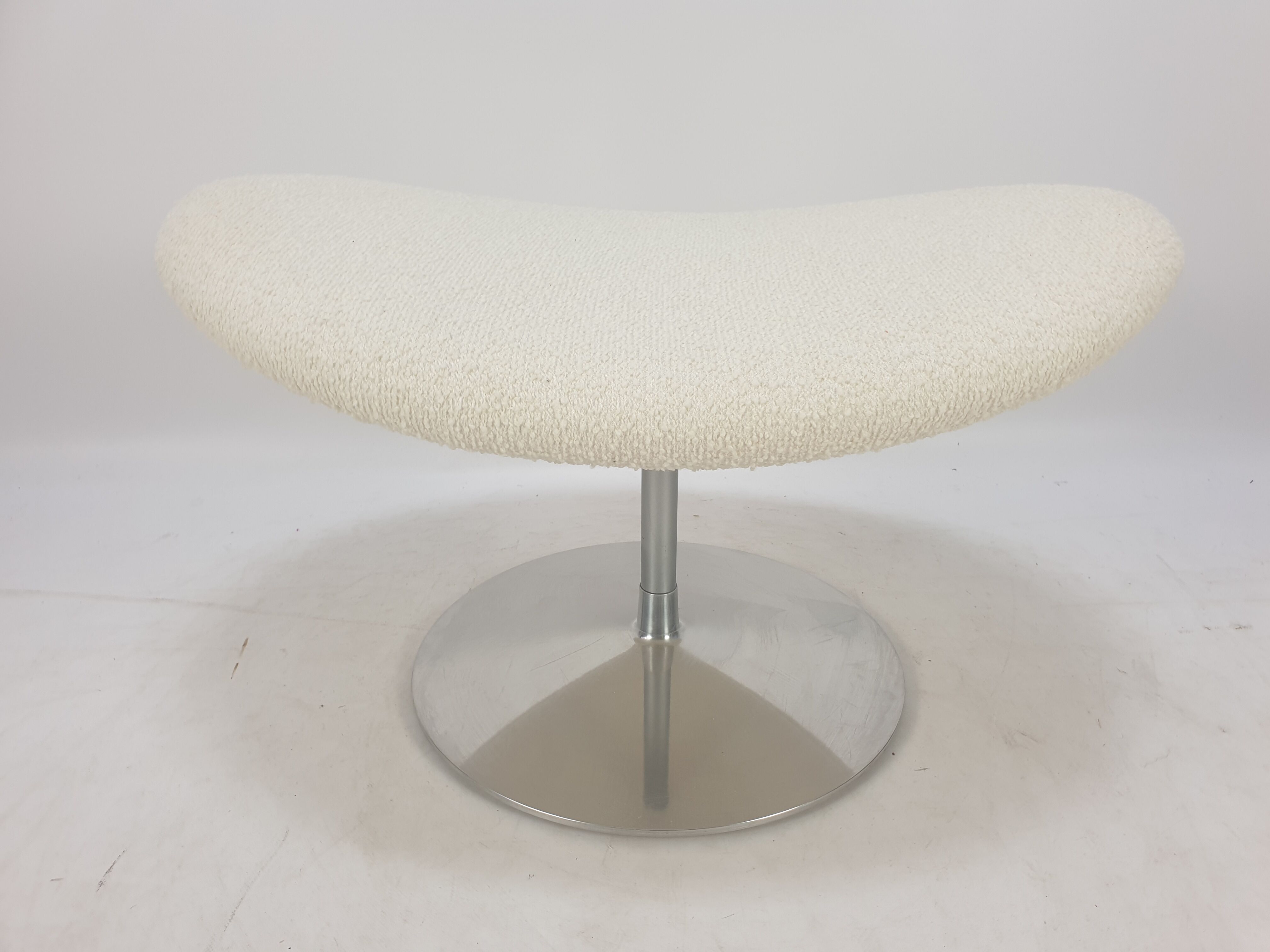 Globe Chair and Ottoman by Pierre Paulin for Artifort, 1960