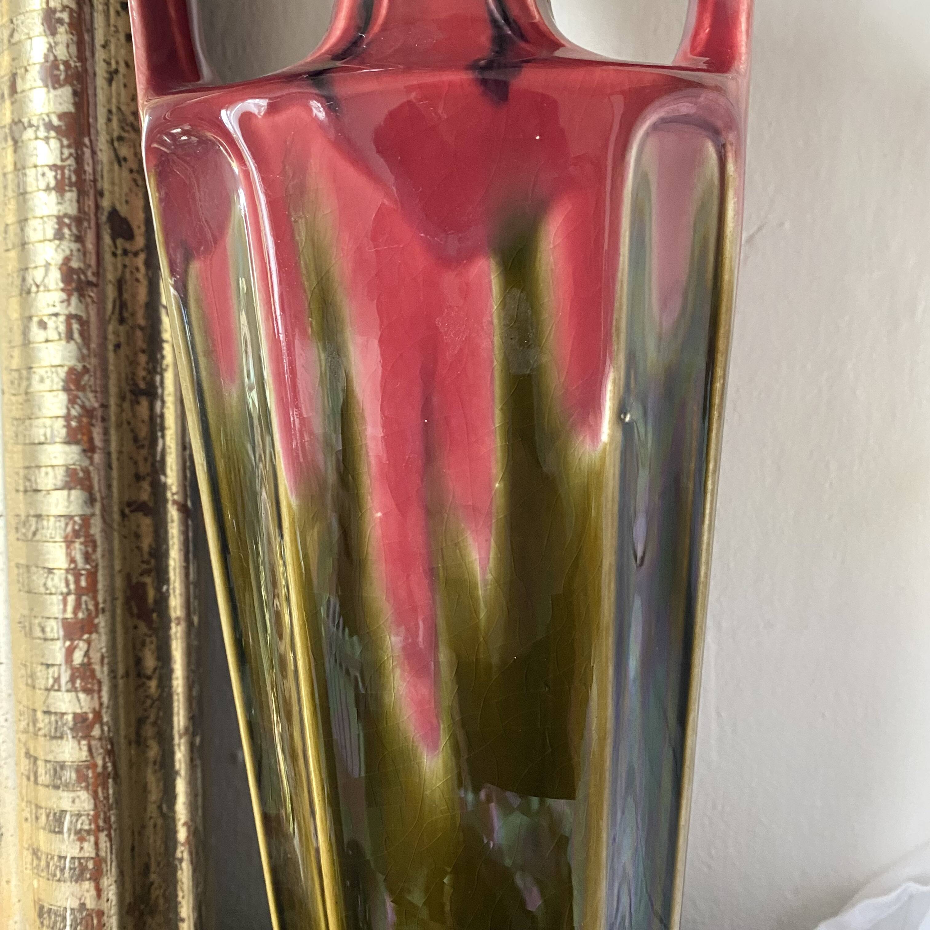 Vase haut art nouveau forme amphore