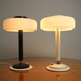 Ensemble de deux rares lampes de table noires et blanches Napako années 1960