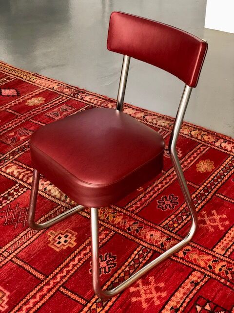 Office chairs in burgundy skaï 50s