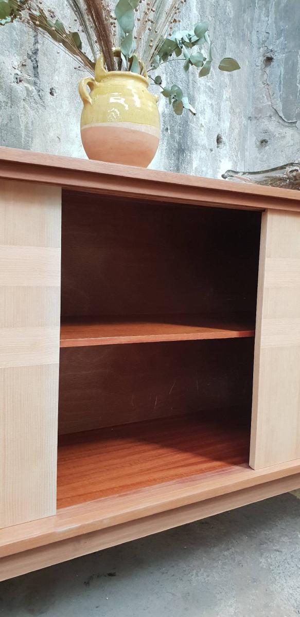 Vintage line with sliding doors