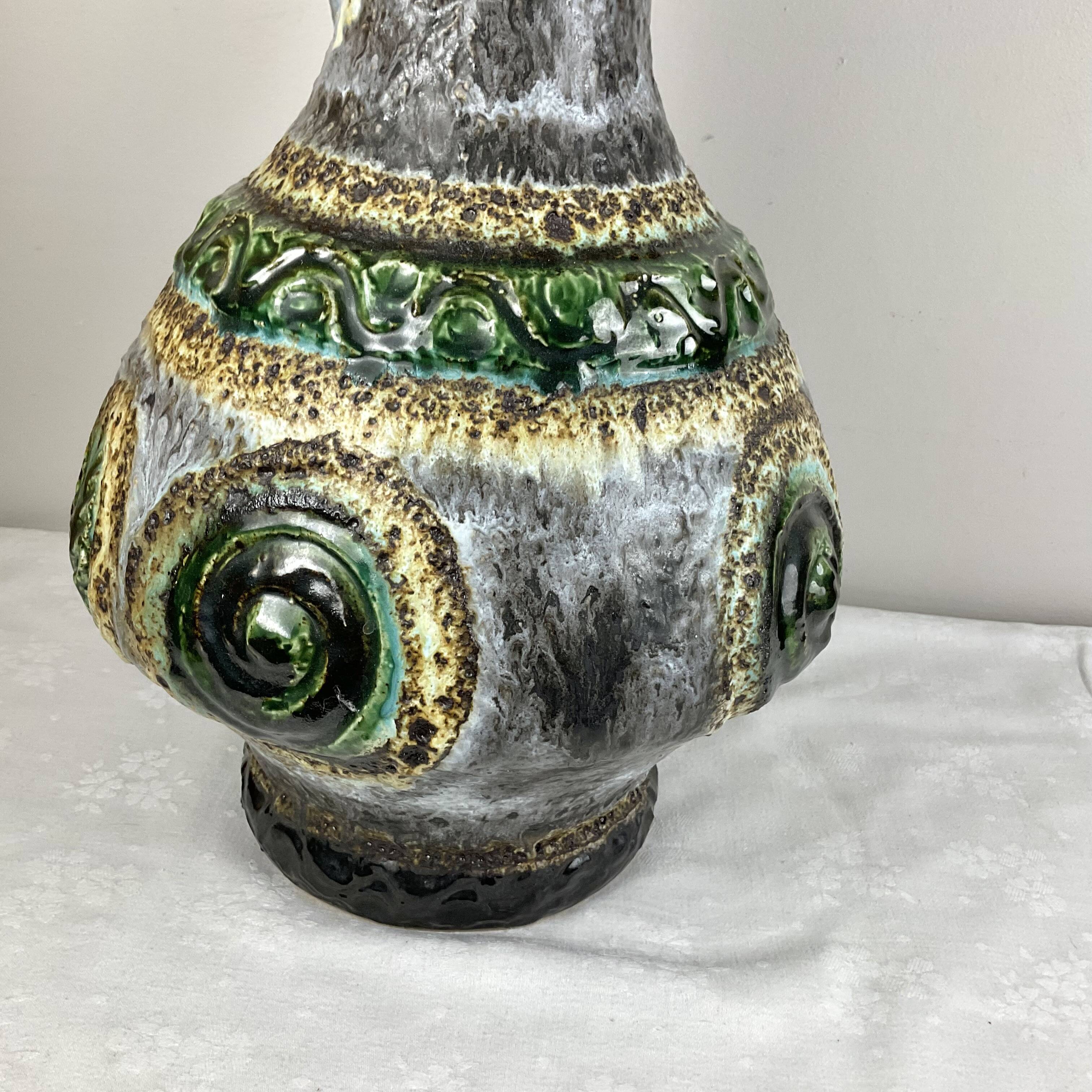 Very high quality Dümler and Breiden carafe jug vase