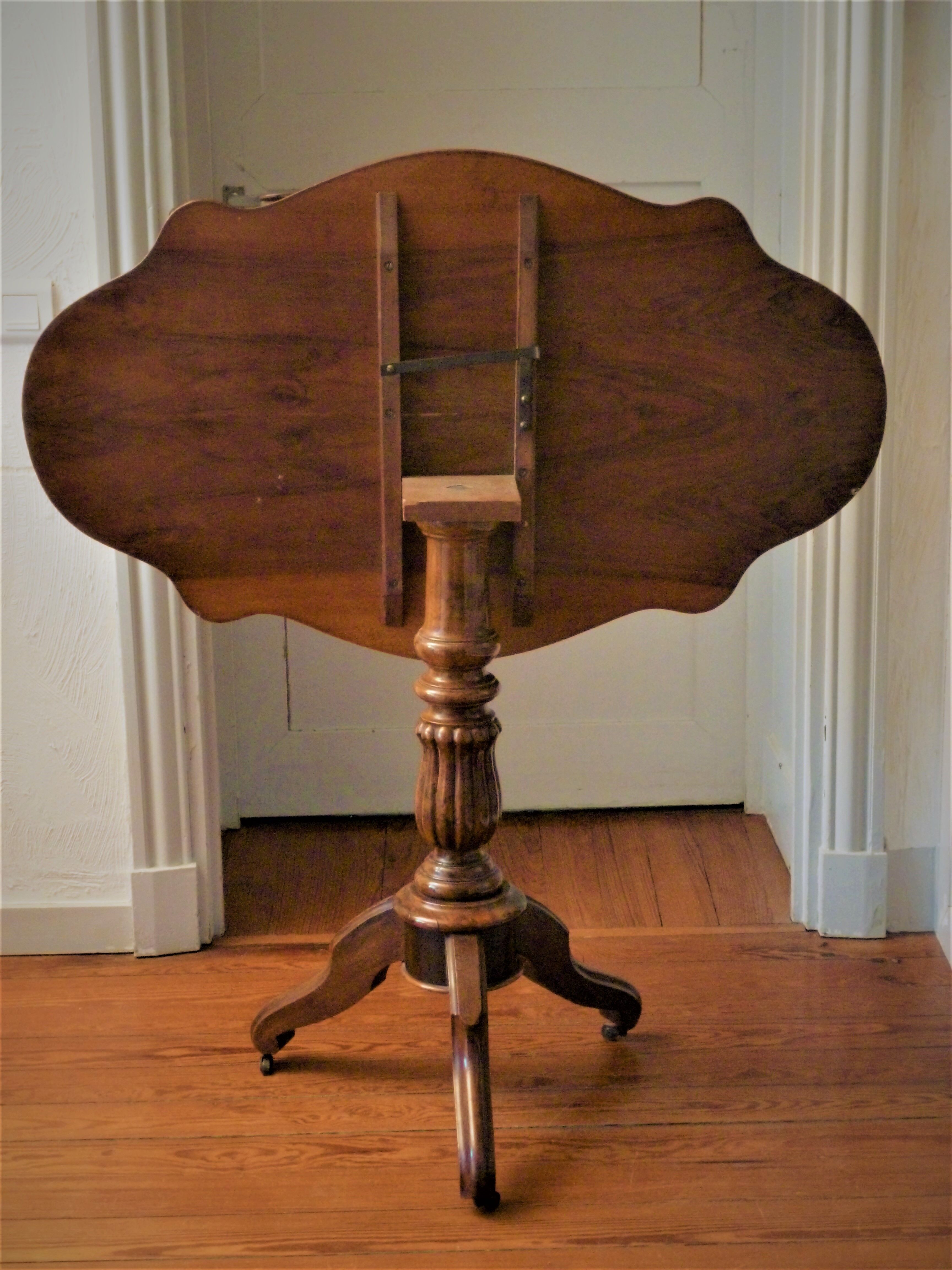 Louis Philippe-era mahogany healing, with a tilting tray