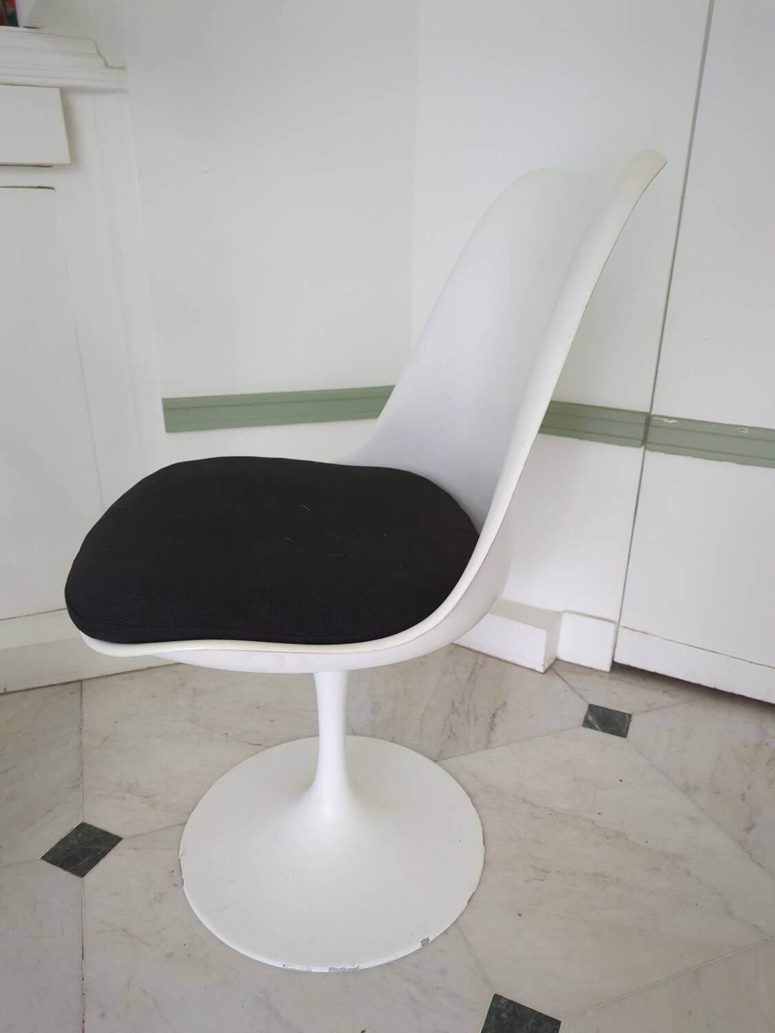 Chaise Tulip Knoll pivotante Saarinen