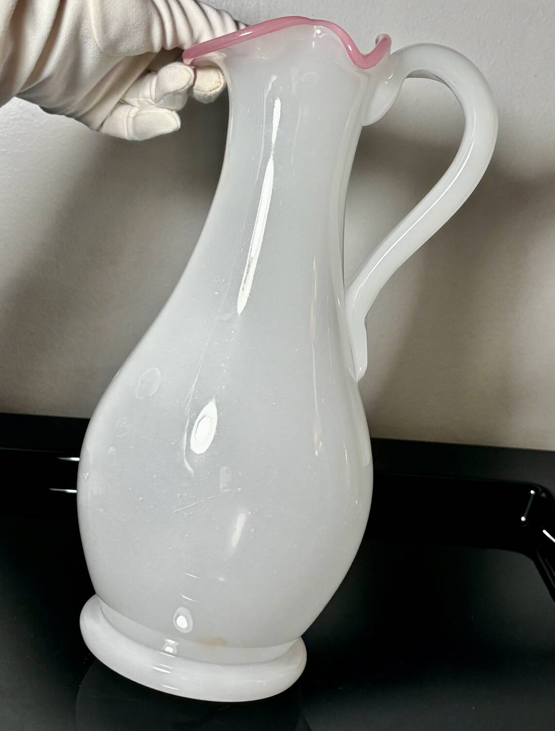 Opaline Pitcher Baccarat / Saint Louis 19th century