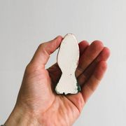 set of ceramic carrot knife holders