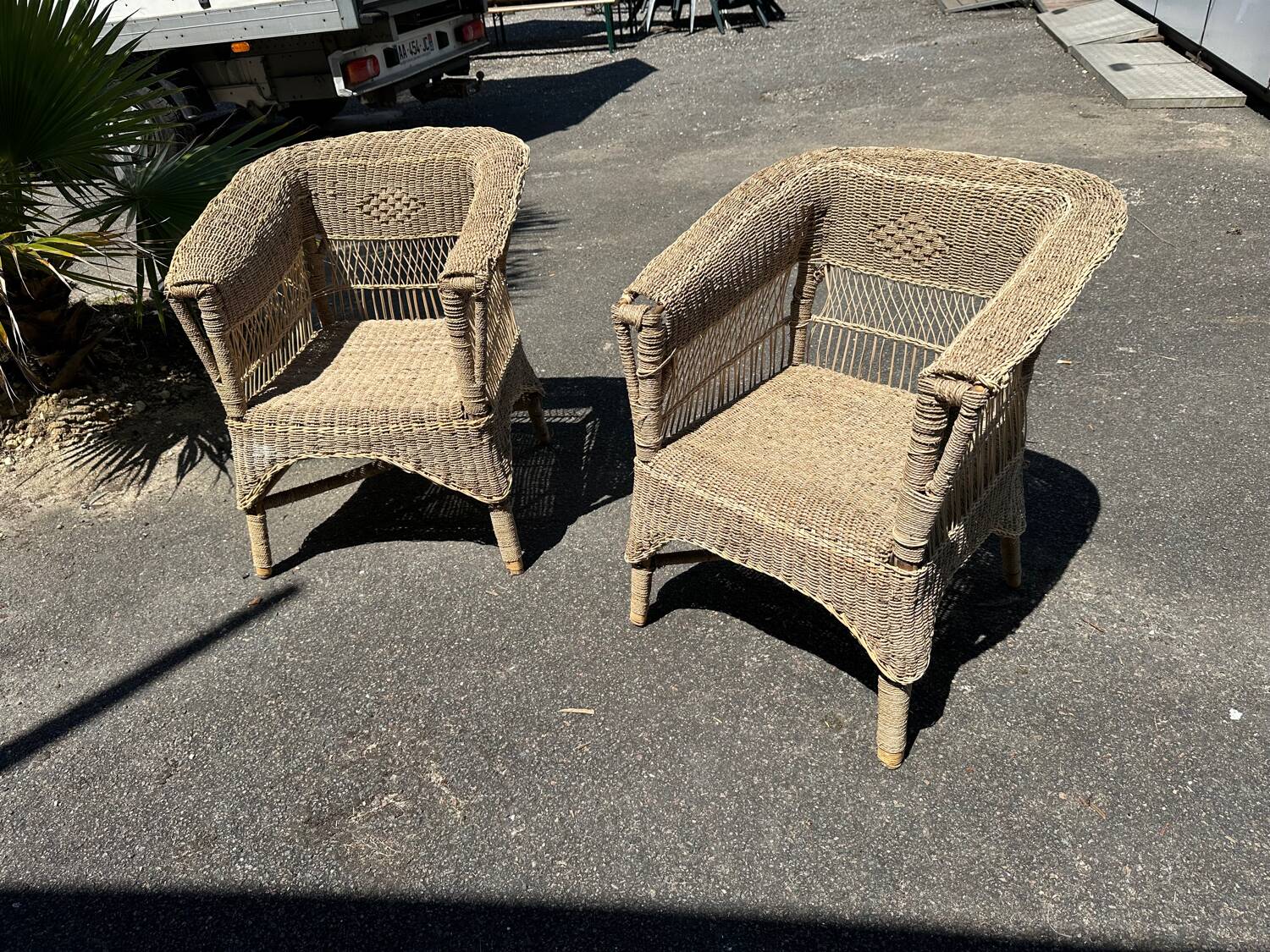 Pair of wicker armchairs