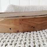 Oval cutting board