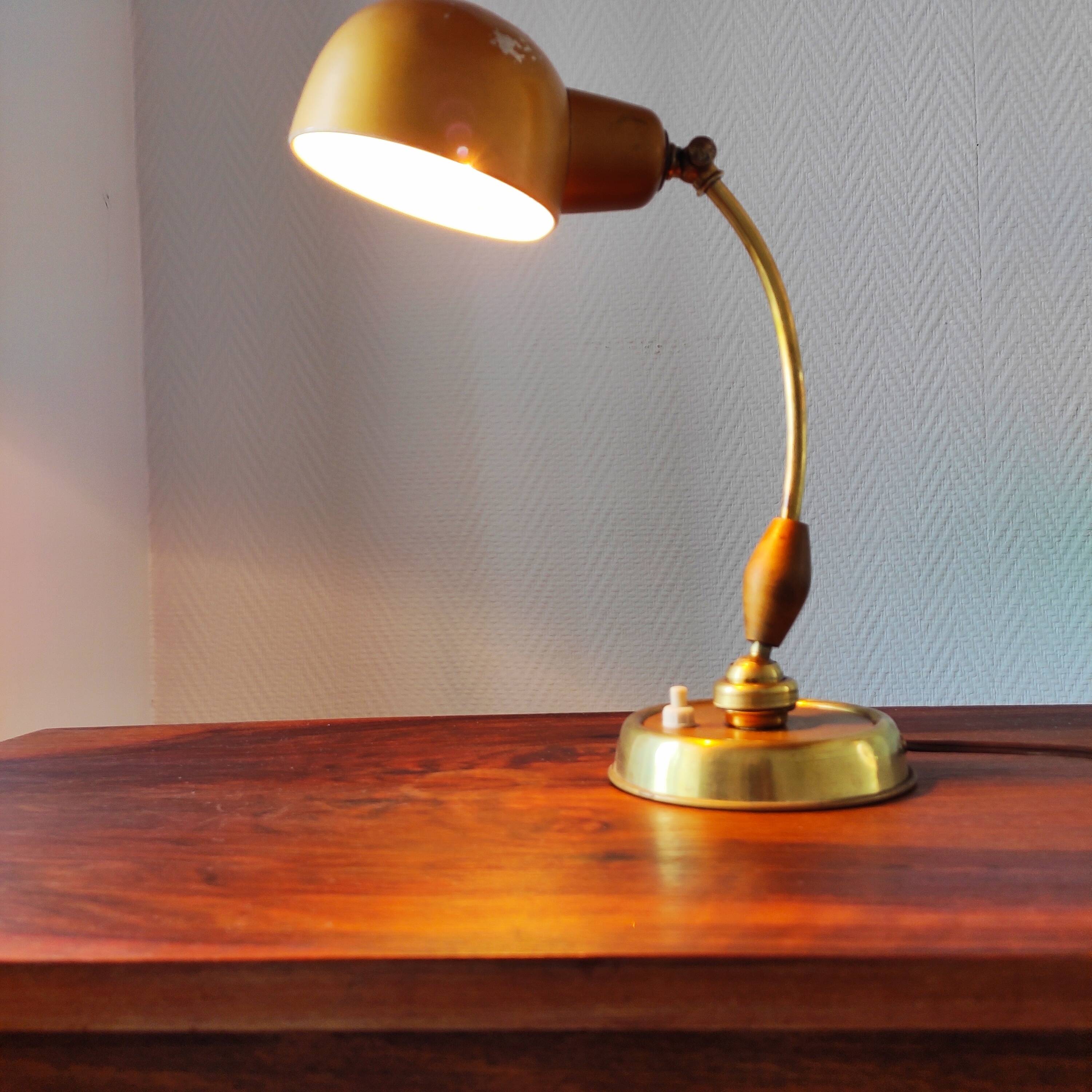 Antique Bauhaus style articulated desk lamp