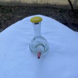 Small catalan poron in glass.