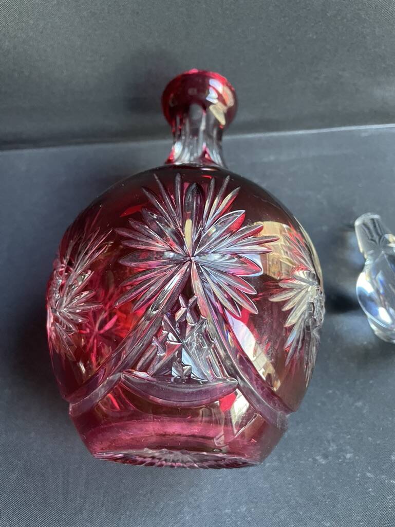 Overlay cut crystal carafe – Cristallerie d’Art Roger Gross Le Clairupt Baccarat