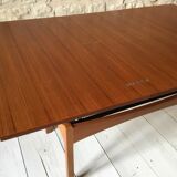 Liftable coffee table