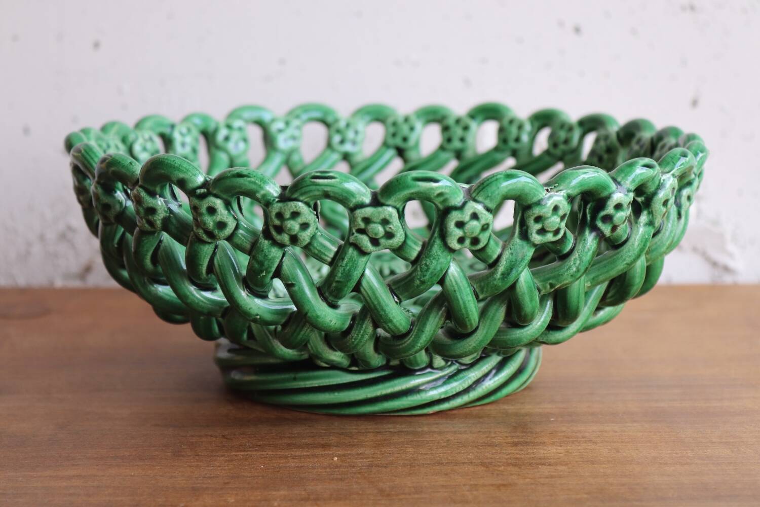 Ceramic basket / Green openwork bowl – Pichon Uzès