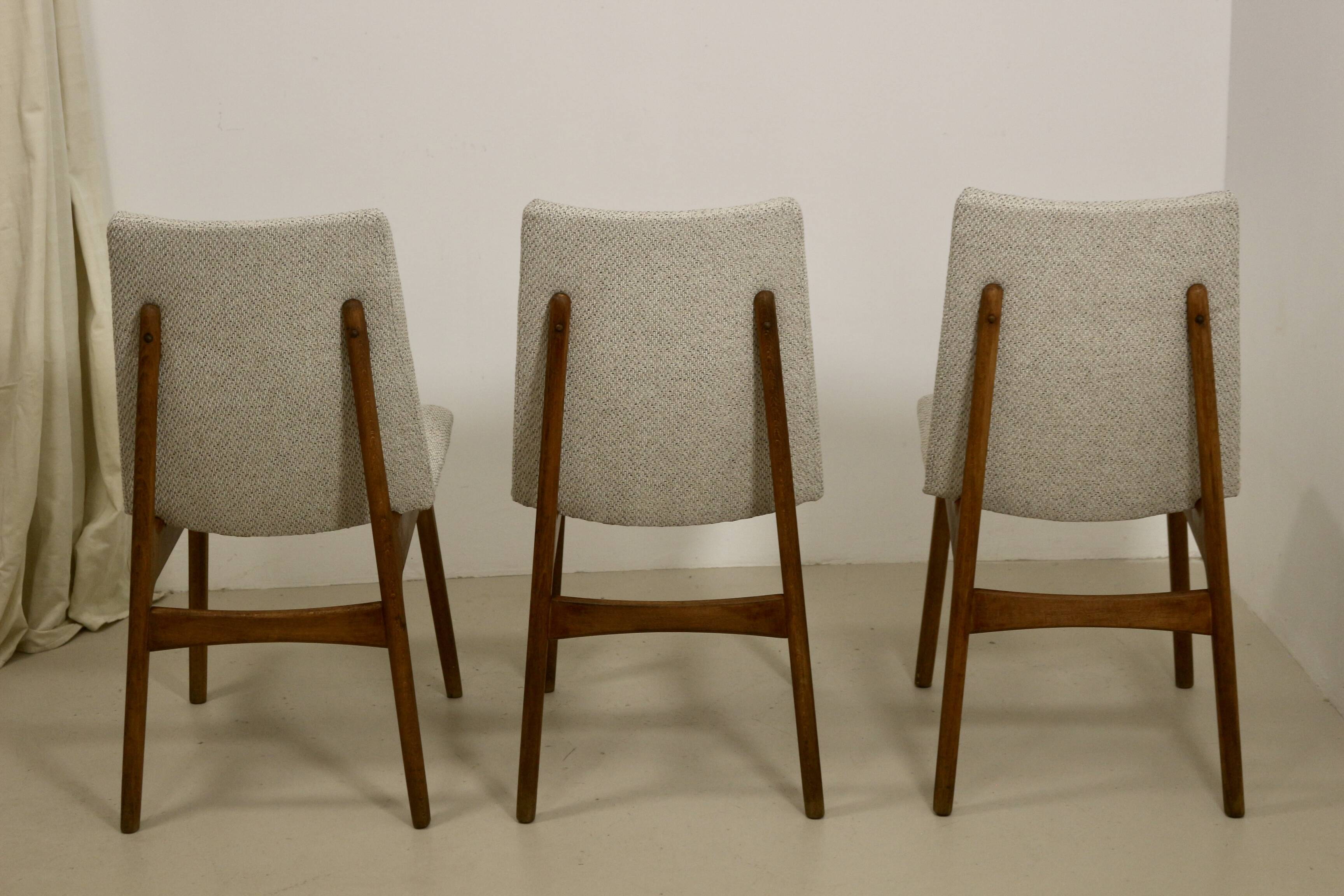 Lot 3 chaises scandinave année 60 en hêtres ref Jack