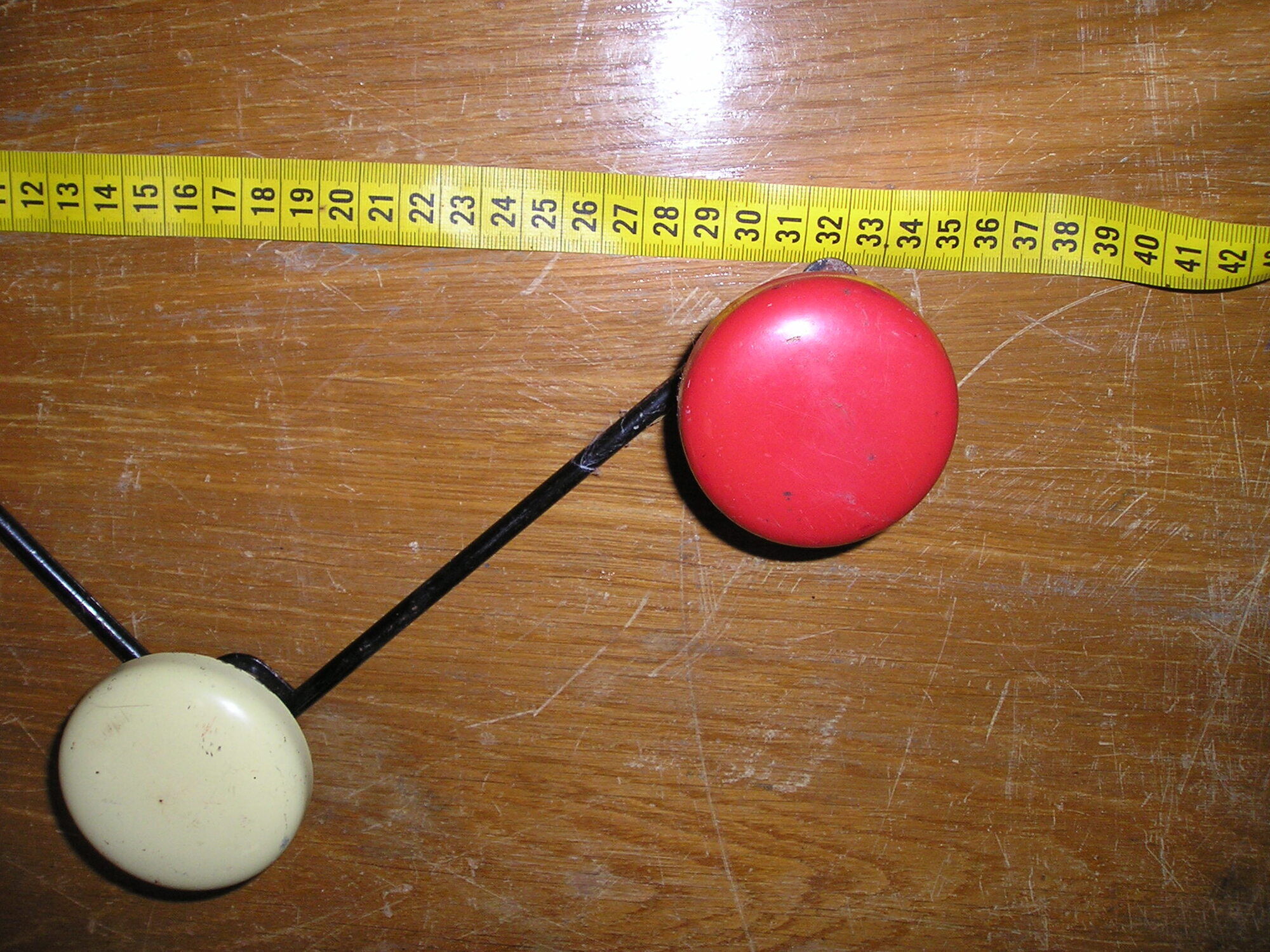 Wearing coat metal to 3 hooks 60's vintage