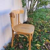 Fauteuil de bistrot pouvant servir de chaise de bureau
