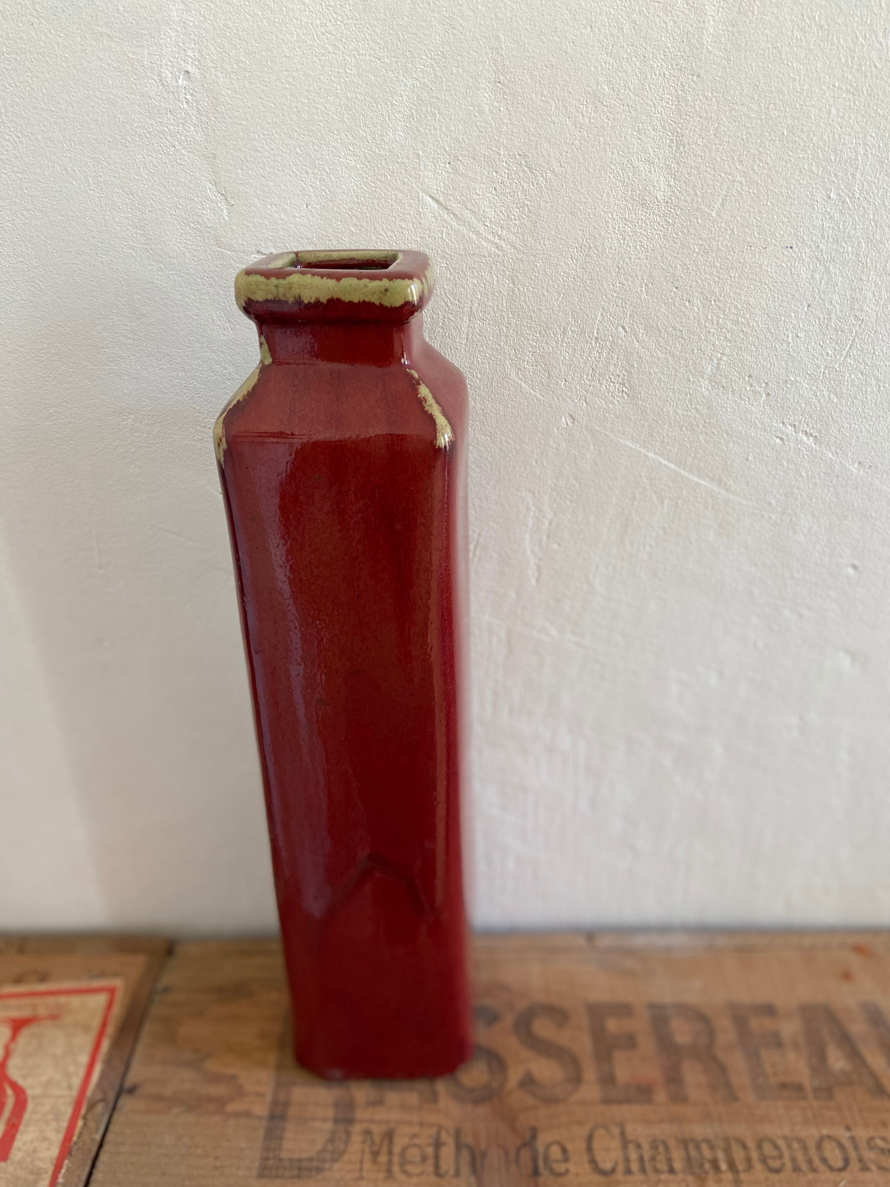 Rectangular Bordeaux ceramic vase