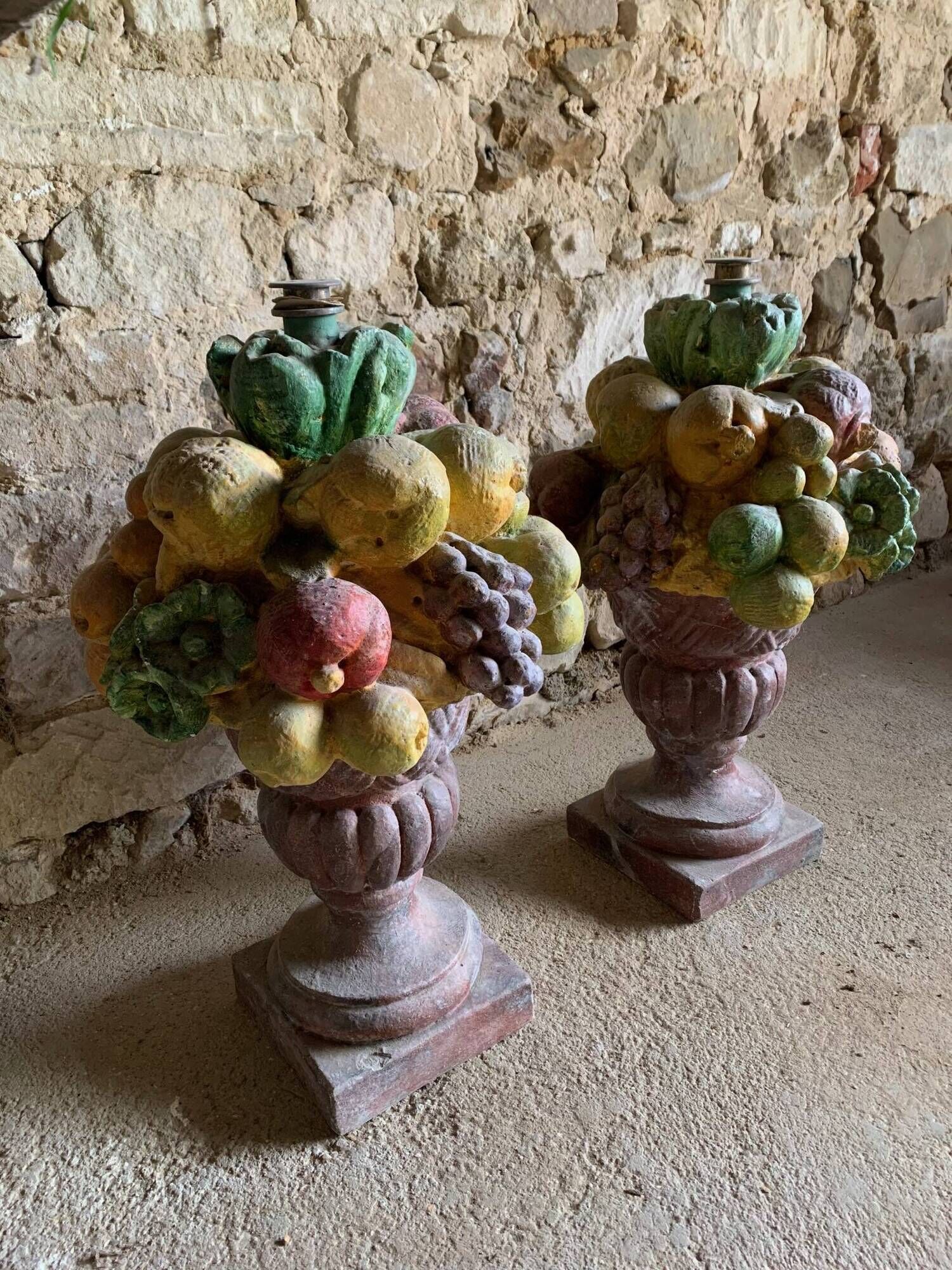 Pair of painted plaster Médicis vases