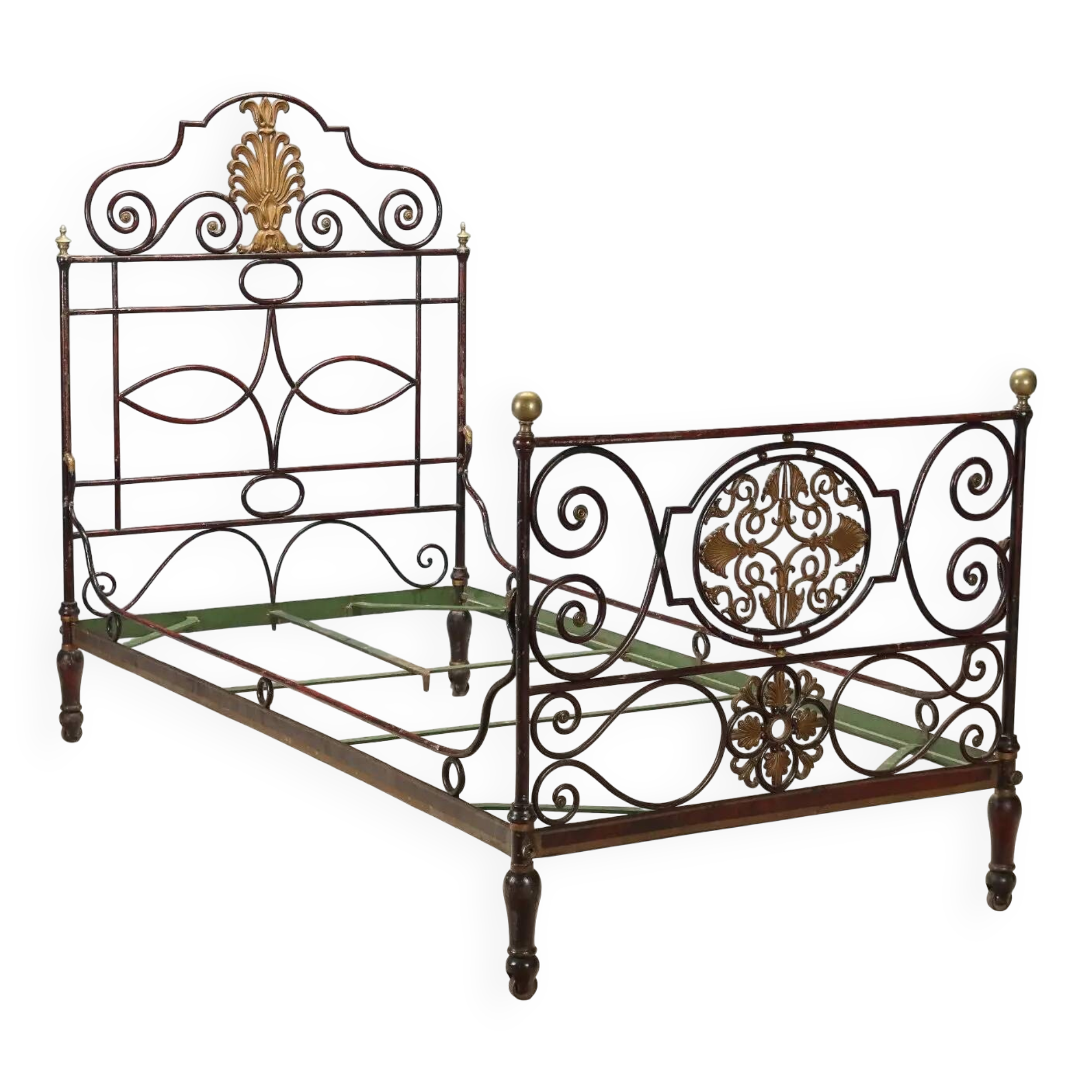Restoration bed, second quarter of the 19th century, bronze and iron.