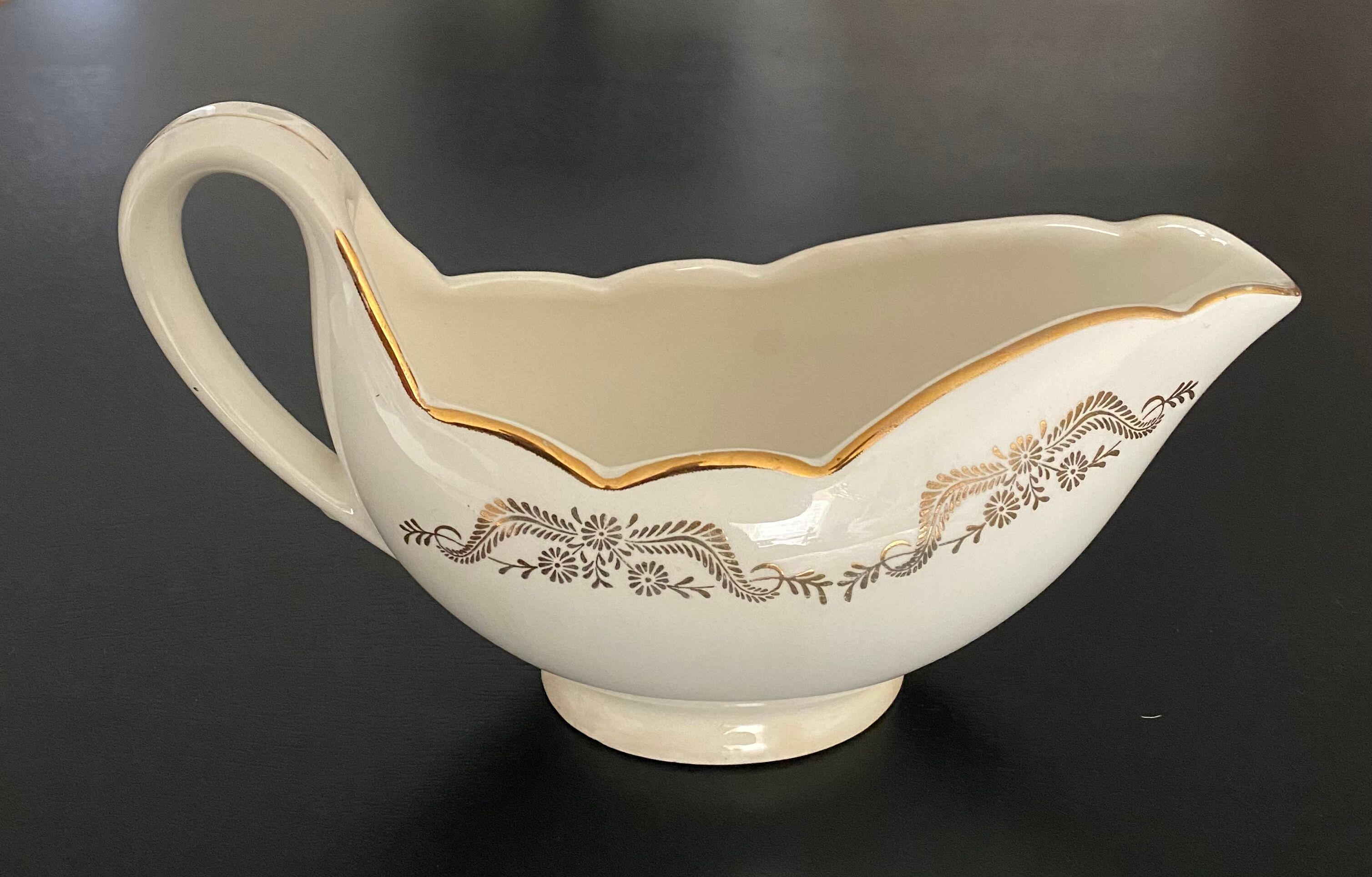 1 saucière marque Gien
