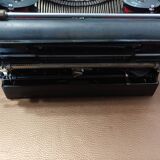 Machine à écrire urania noire années 30 qwertz