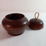 Round box in boxwood