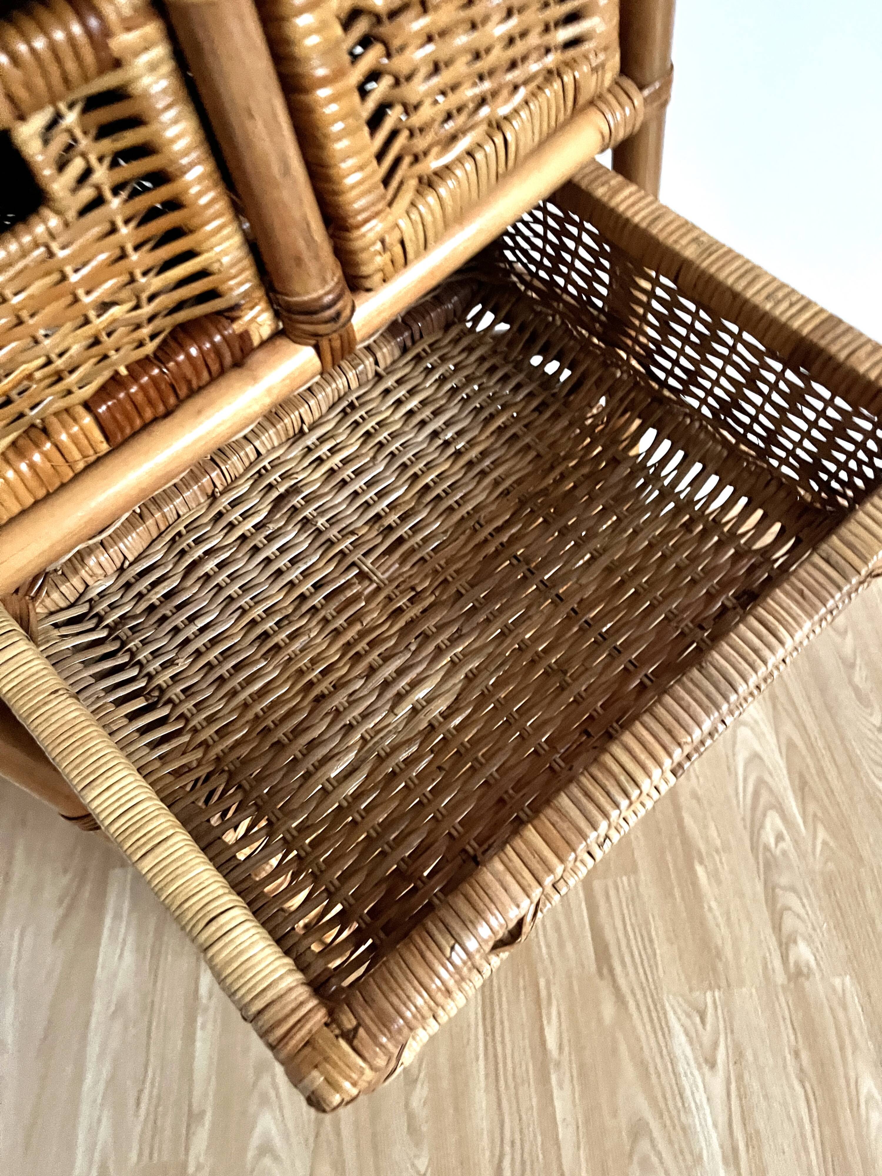 Rattan chest of drawers