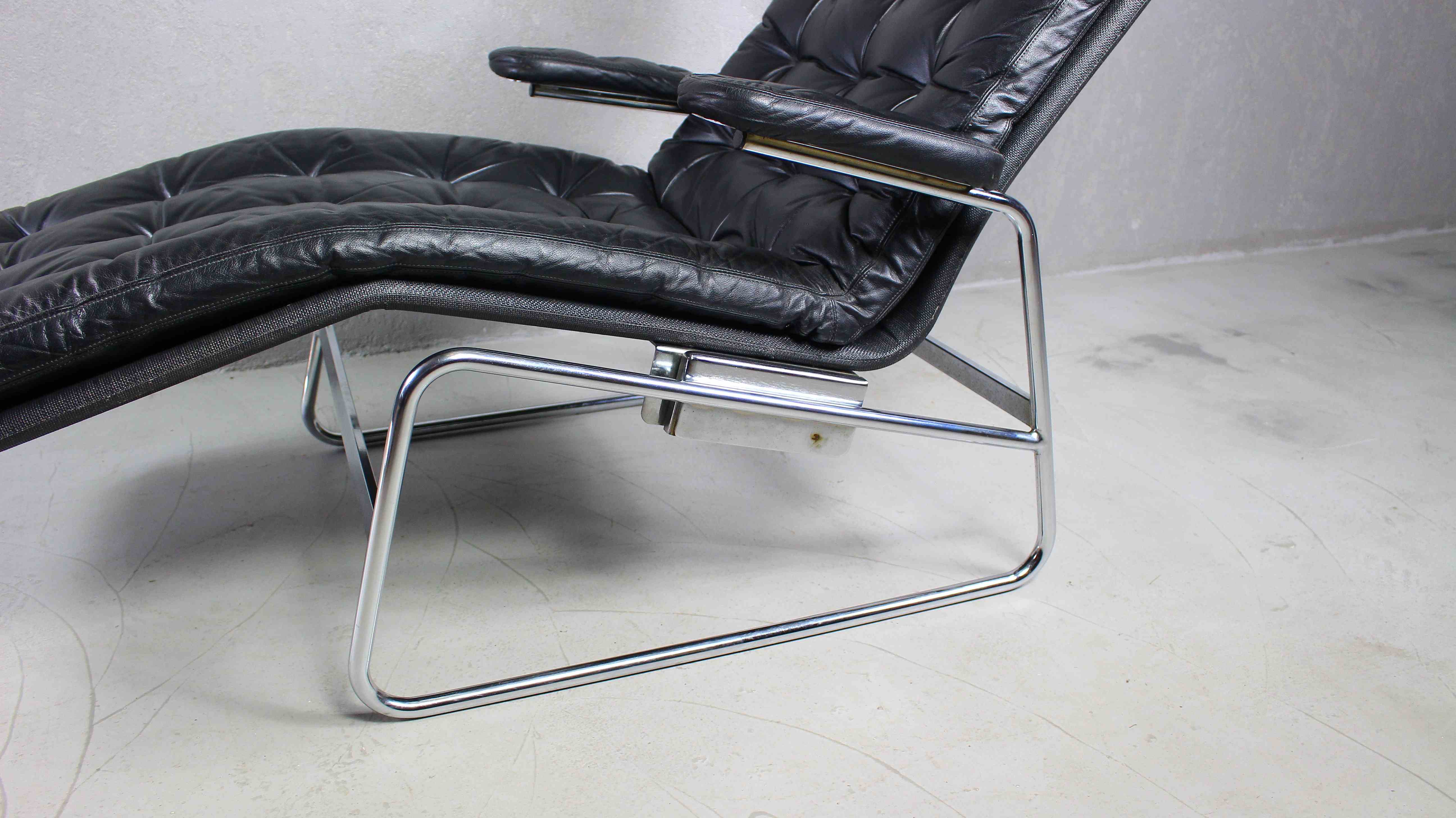 1970s Swedish Leather Chaise by Sam Larsson for DUX