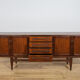 Buffet Mid-Century Modern par Victor Wilkins pour G-Plan, années 1960.