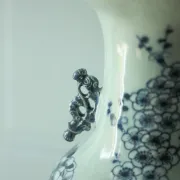Large Chinese baluster vase in porcelain with bird and flower decoration.