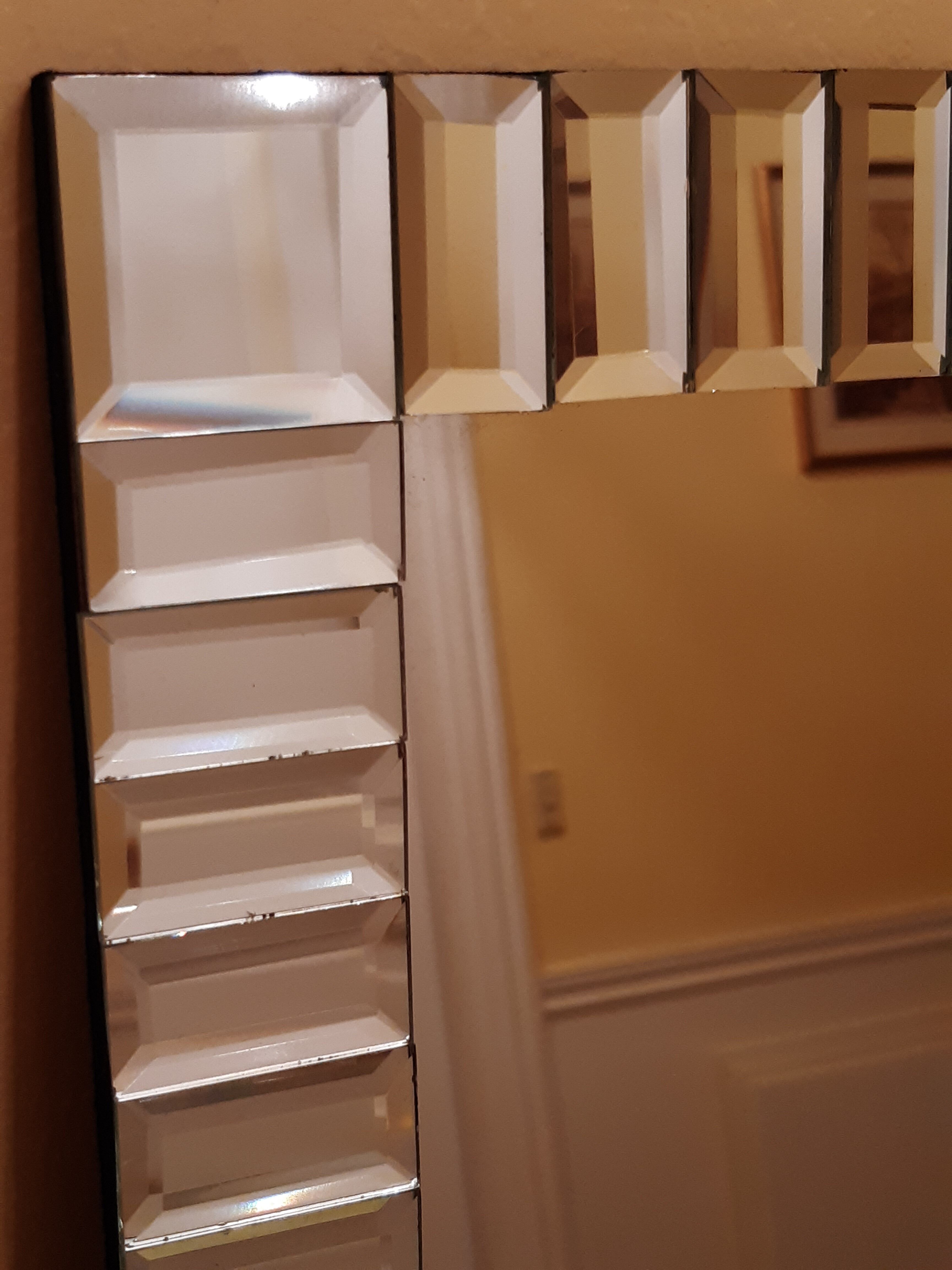 Beveled faceted mirror 40x30cm