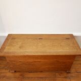 Small bench chest