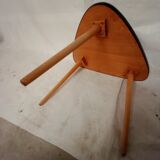 Tripod table