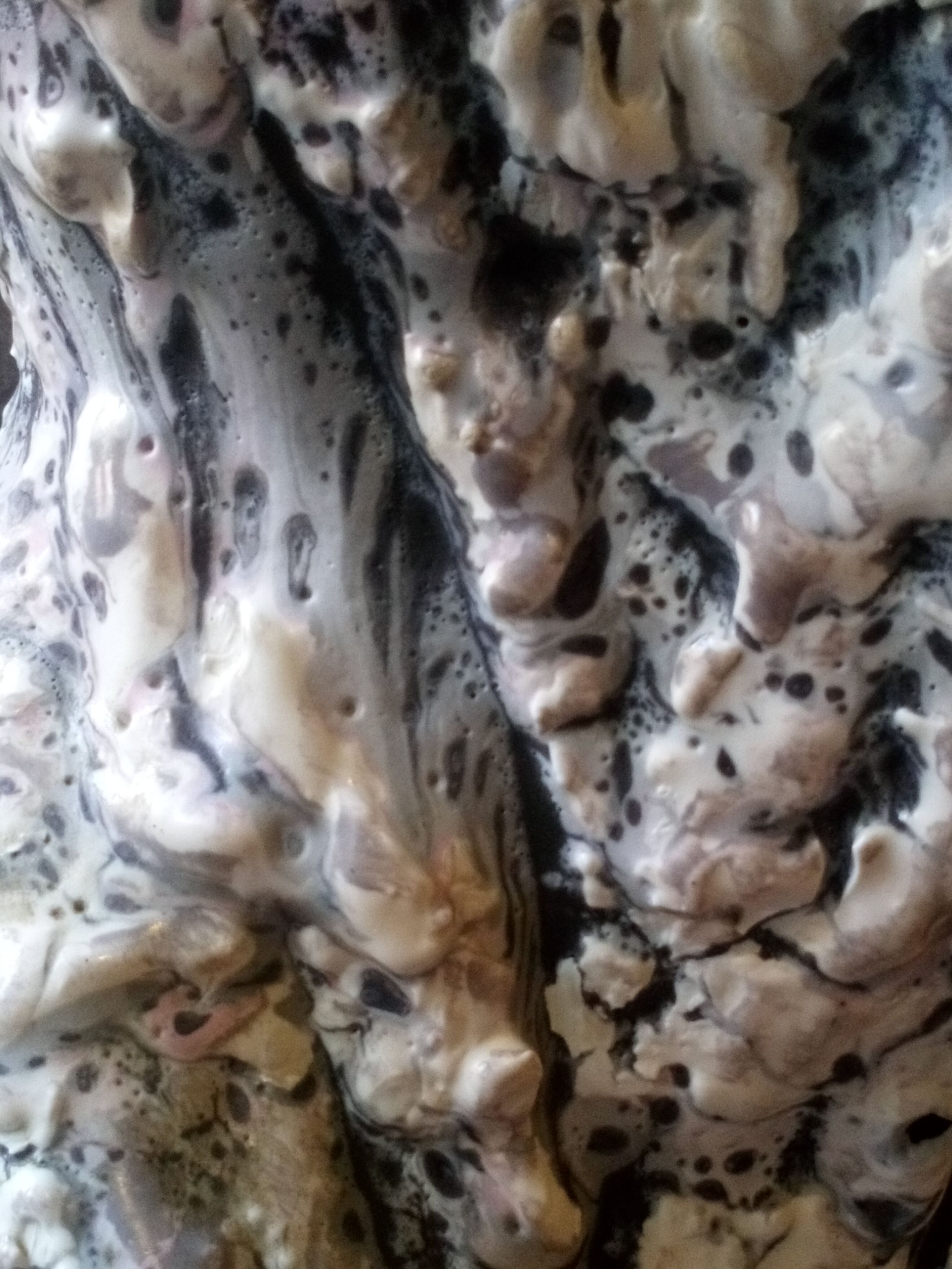 Louis Giraud's twisted double vase in Vallauris ceramic foam