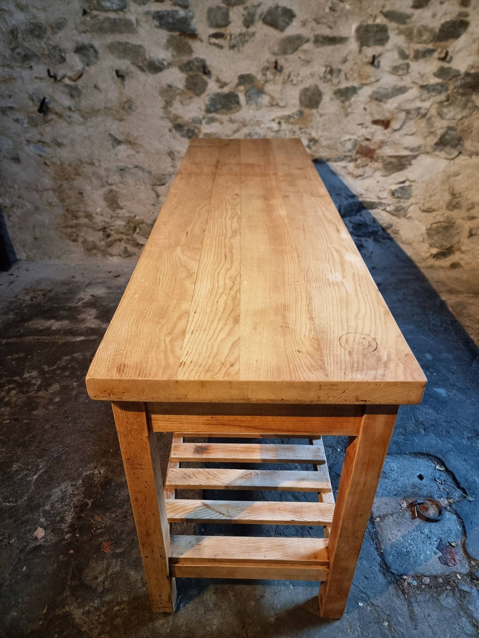 Old French baker's table – kitchen island / work table in solid chestnut with drawers.