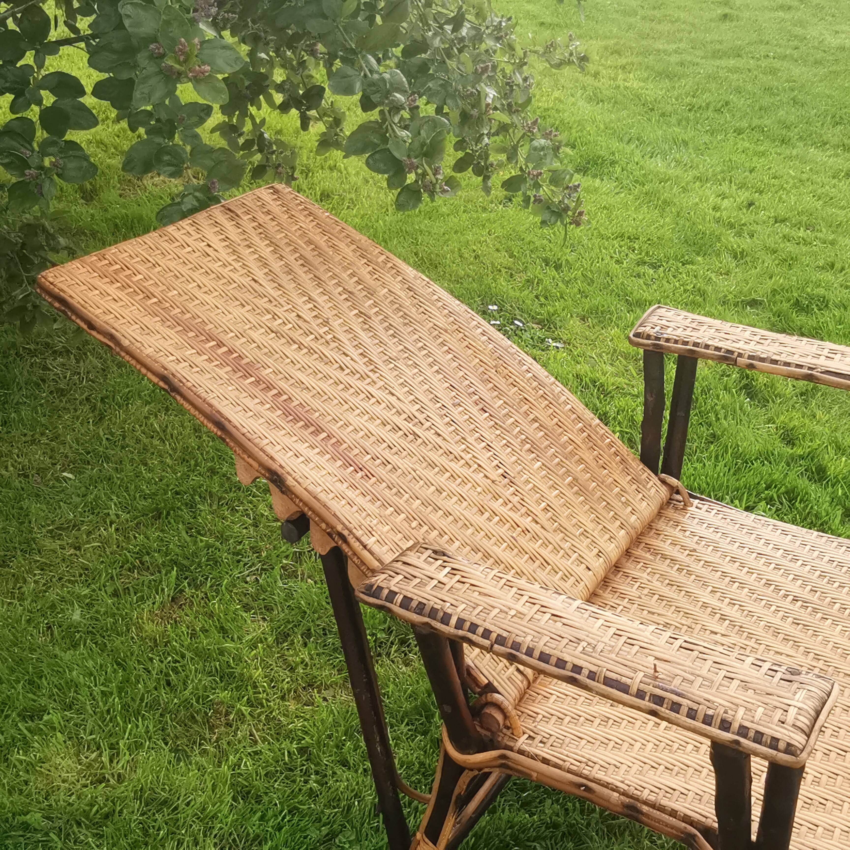 Chaise longue en rotin
