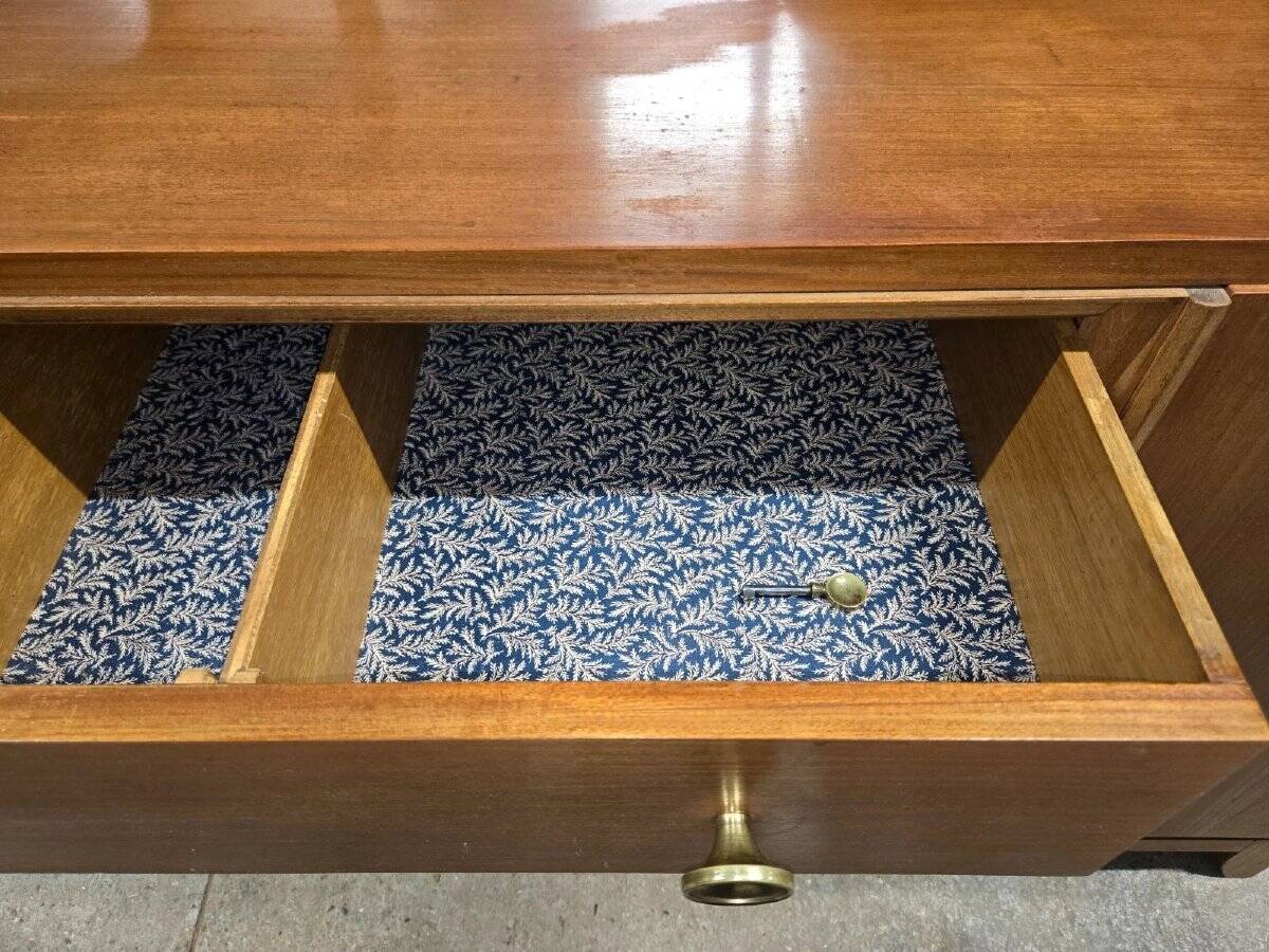 D'aprés André Arbus buffet en enfilade époque Art Déco en acajou blond