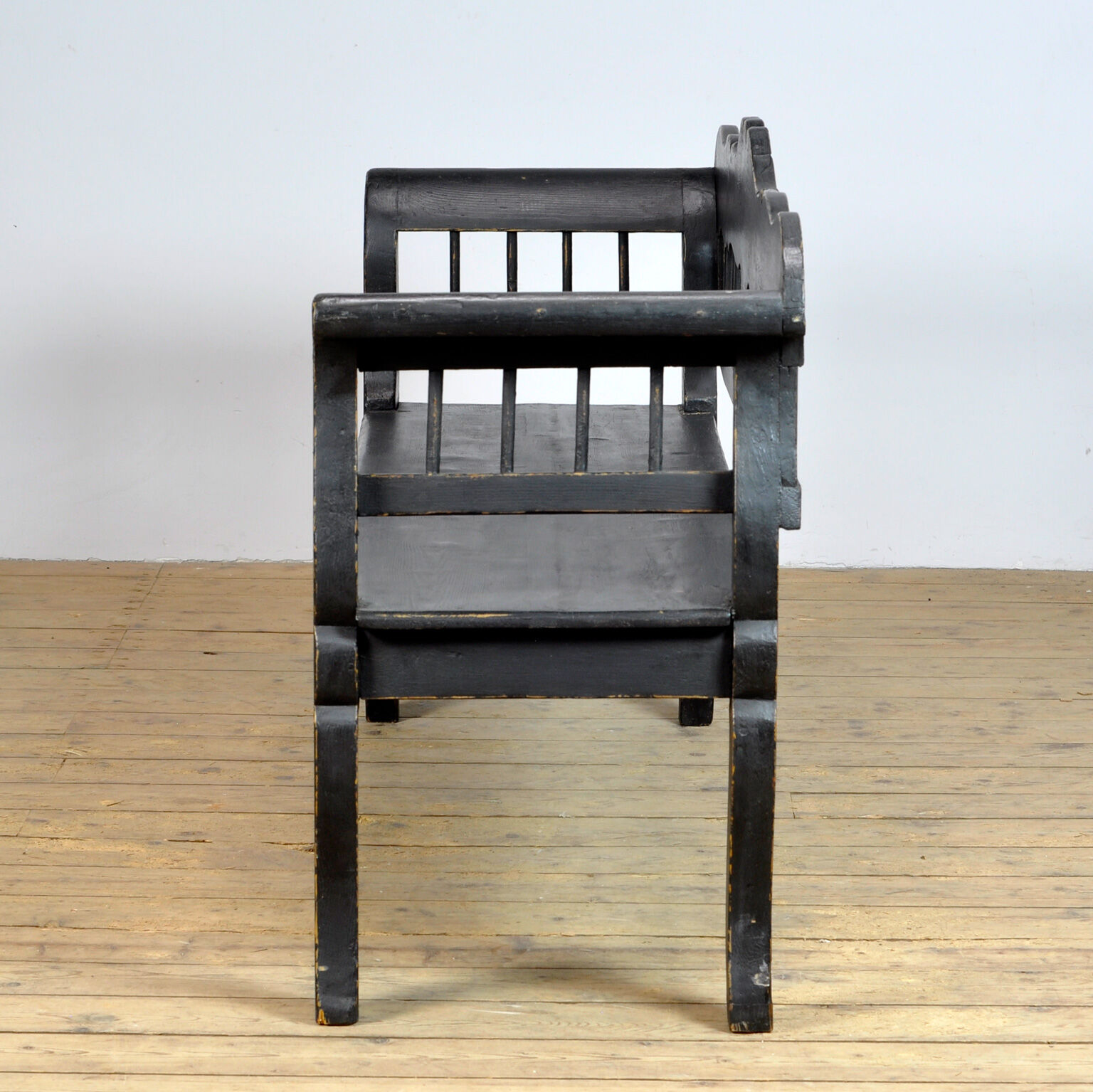 Antique Pine Bench, 1920s