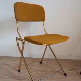 2 Vintage Eyrel folding chairs in mustard yellow and gold – Chic retro design