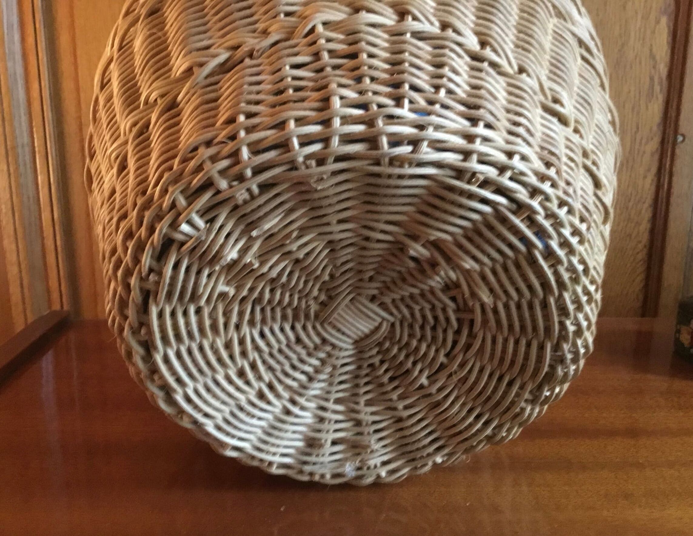 Vintage rattan box